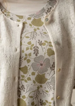 Gudrun Sjödén Pointelle-Strickjacke „Blomstra“ aus Bio-Wolle