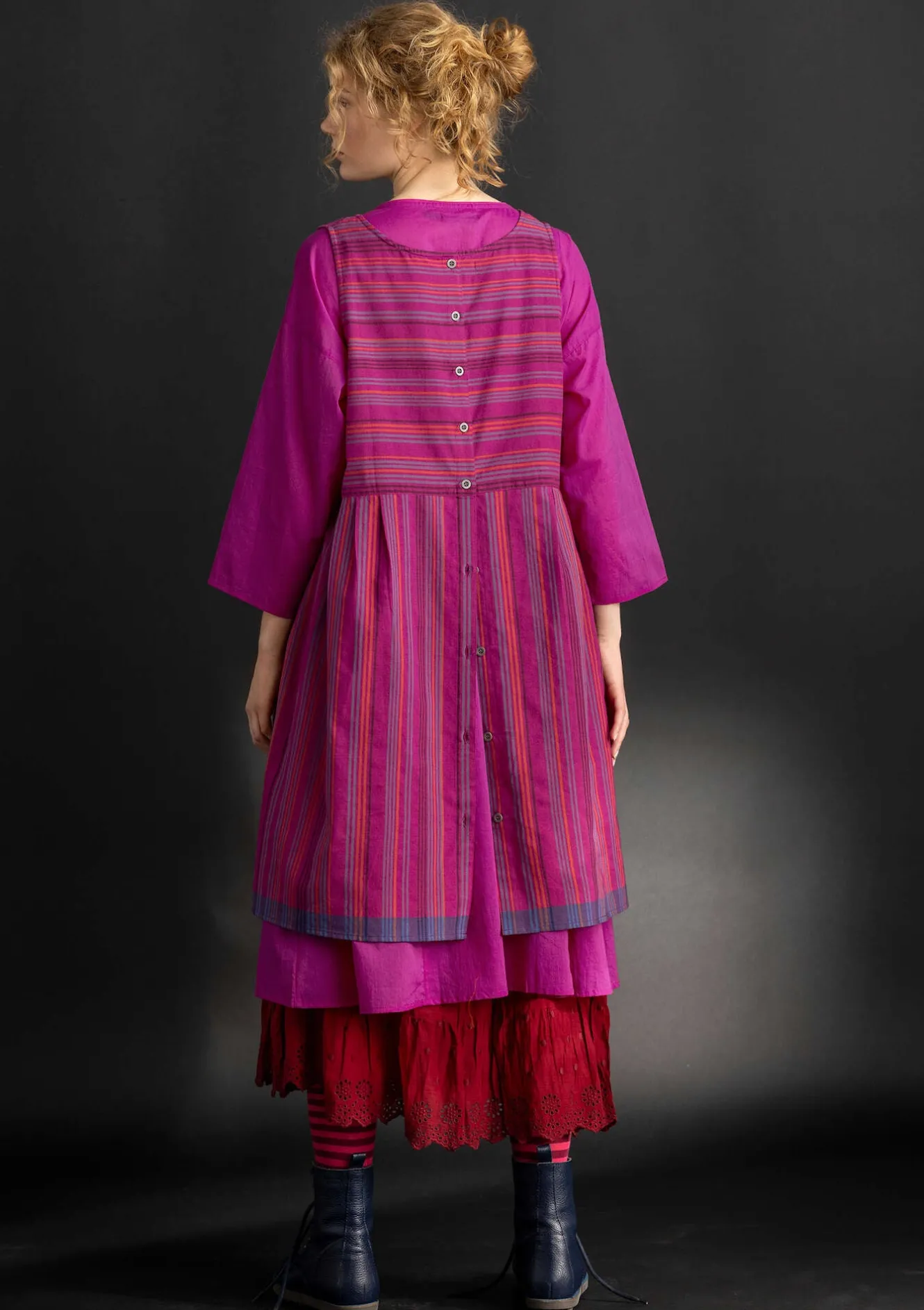 Gudrun Sjödén Schürzenkleid „Ava“ aus Bio-Baumwollgewebe