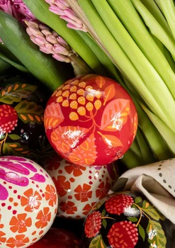 Gudrun Sjödén Weihnachtskugel „Gnistra“ aus Papiermaschee